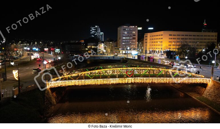 Ajfelov Most Na Skenderiji Sarajevo Preuzmite Fotografiju Foto Baza