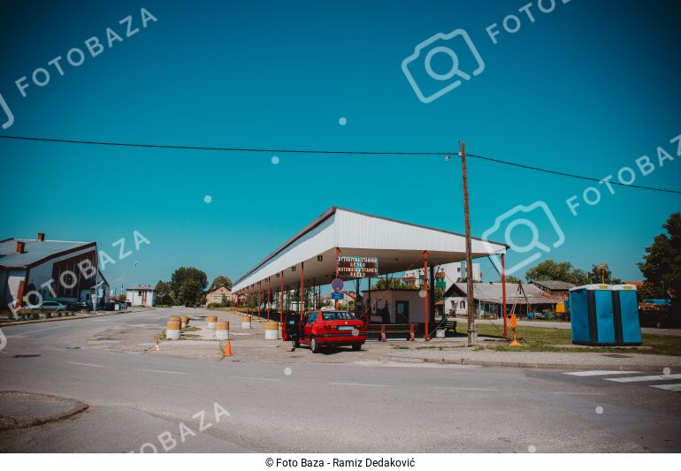 Autobuska Stanica - Preuzmite Fotografiju | Foto Baza