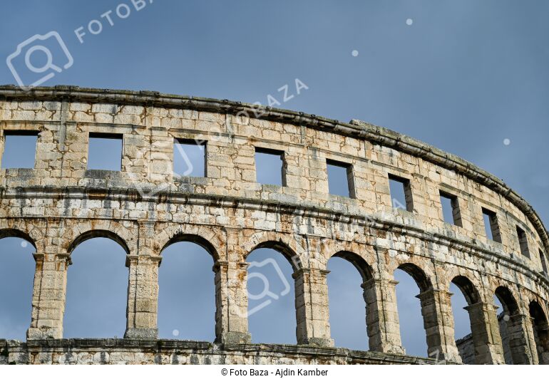 First Amphitheaters Ancient Amphitheater - download the photo | Foto Baza