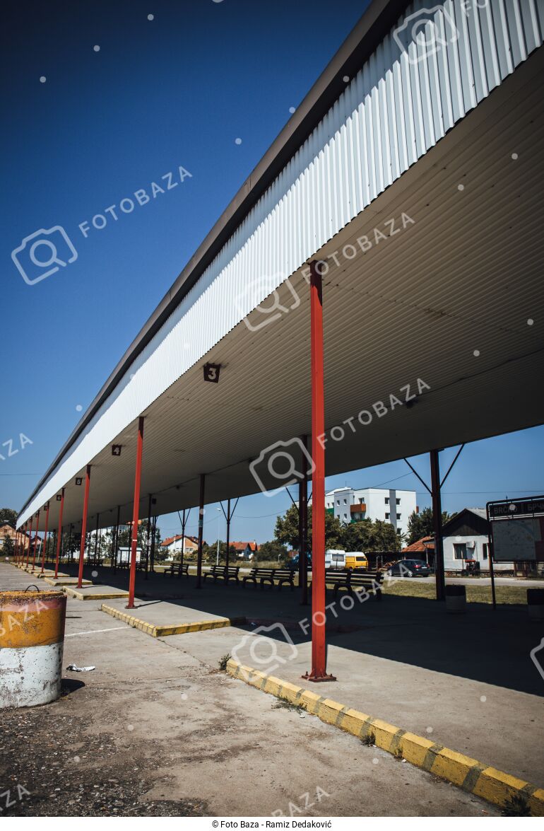 Autobuska Stanica - Preuzmite Fotografiju | Foto Baza