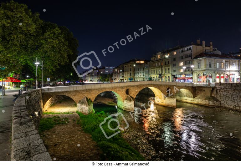 Ćuprija preuzmite fotografiju Foto Baza