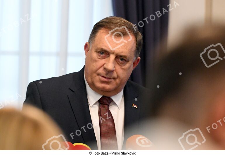 Milorad Dodik - Preuzmite Fotografiju | Foto Baza