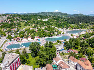 Kompleks Panonskih jezera u Tuzli, Bosna i Hercegovina.