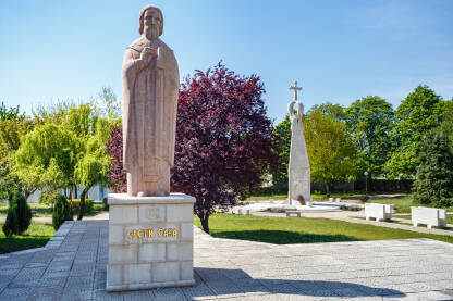 Ravnogorski park u Bileći, otvoren 2014. godine. Spomenik je djelo akademskog vajara Milivoja Bokića