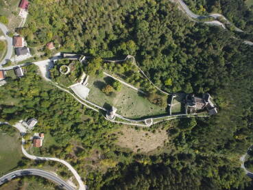 Snimak tvrđave Ostrožac kod Bihaća, snimljen iz vazduha, 26.9.2021