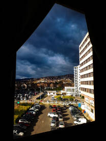 Pogled na Studentski dom Nedžarići