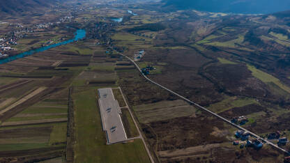 Aerodrom u Golubiću kod Bihaća