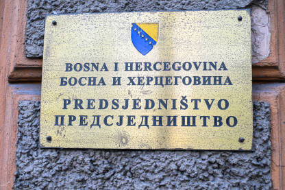 Tabla sa natpisom: Predsjedništvo Bosne i Hercegovine.