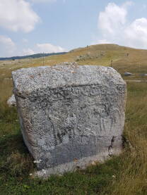 Nekropola stećaka Ravanjska vrata na Kupreškoj visoravni, između sela Mušić i Gornje Ravno, pod zaštitom UNESCO-a, kao svjetska baština, od 2016. godine.