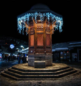 Sebilj je drvena fontana u centru Baščaršije, Sarajevo.