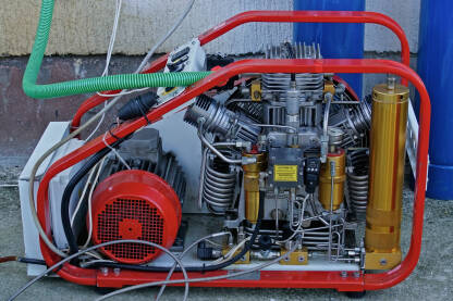 Kompresori i oprema za punjenje ronilačkih boca. Kompresori za punjenje ronilačkih boca