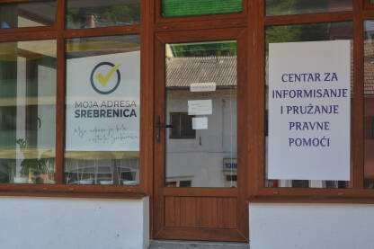 Kancelarija Udruženja Moja adresa Srebrenica za registraciju birača.