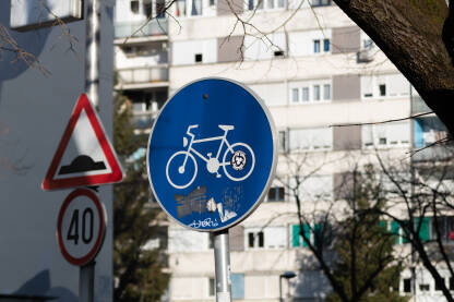 Znak za biciklističu stazu