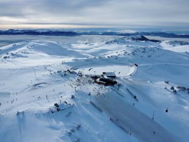 Dron fotografija ski centra na planini Jahorina.