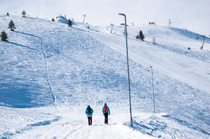 Planinarenje na Jahorini je atraktivno tokom čitave godine, međutim, zimi to daje pravi smisao pored skijanja.
