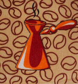 Dzezva za kafu iscrtana na tkanini, dzezva je naranzdaste boje, braon zrna kafe, braon pozadina