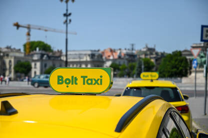 Bolt taxi. Bolt taxi. Taxi prijevoz u Budimpešti, Mađarska.