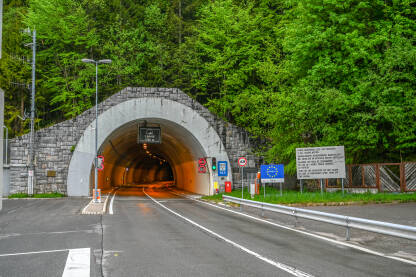 Tunel na granici između Slovenije i Austrije.
