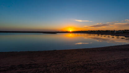 izlazak Sunca na plaži u Hurgadi