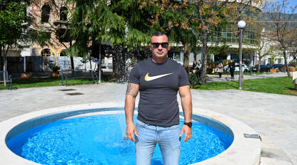 Lorens Listo, legendarni skakač sa Starog mosta u Mostaru. Poznati mostarski skakač Lorens Listo