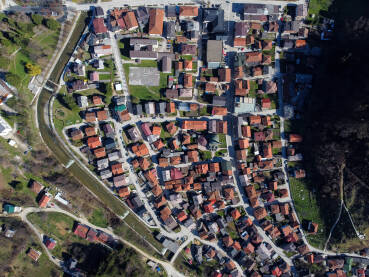 Fojnica, Bosna i Hercegovina, snimak dronom. Fojnica, grad u centralnoj BiH.