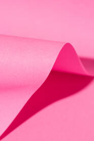 Roze, pink papir izbliza