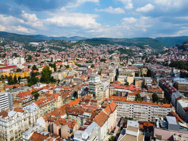 Sarajevo, BiH, panorama. Snimci Sarajeva dronom.