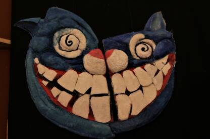 Maskota nasmijane mačke