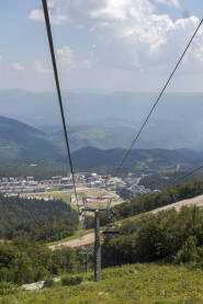 Žičara na planini Bjelašnici. Devastiranje planine gradnjom hotela.
