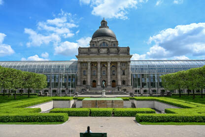 Minhen, Njemačka: Zgrada bavarske vlade.