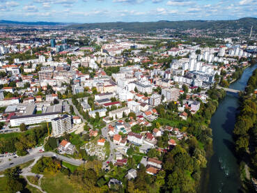 Banja Luka, centar grada, snimak dronom.