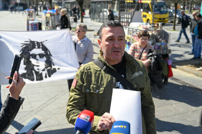 Davor Dragičević na protestu.