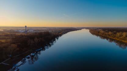 Rijeka Sava , pogled iz vazduha ka rijeci Savi