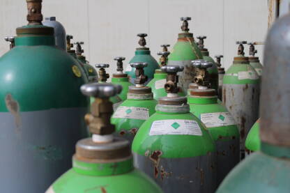Zelene boce za tehničke plinove