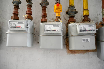 Uređaj za mjerenje potrošnje prirodnog plina u zgradi. Distribucija plina za kućanstva.