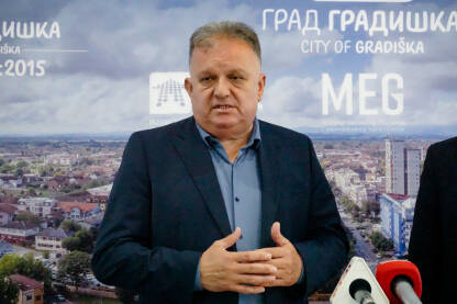 Gradonačelnik Gradiske Zoran Adzic