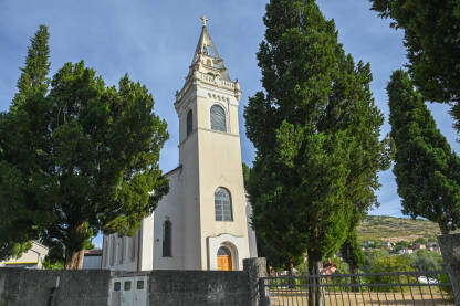 Crkva Presvetog Trojstva u Blagaju na Buni. Katolička crkva u Blagaju, Bosna i Hercegovina.