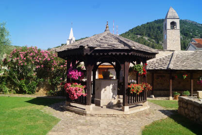 Šadrvan Sultan Selimove džamije, Stolac Dvorište i šadrvan Sultan Selimove džamije u Stocu