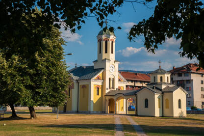 Crkva Uspenja Presvete Bogorodice (1909) jedan je od najstarijih pravoslavnih hramova na području Sarajevsko-romanijske regije. Projektant crkve bio je slikar Lazar Drljača.