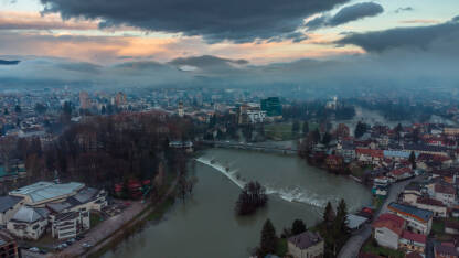 Magla u gradu Bihaću