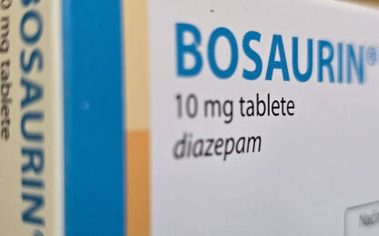 Diazepam je lijek iz skupine benzodiazepina koji se primarno koristi za ublažavanje simptoma tjeskobe. Često se danas zloupotrebljava i uzima u prevelikoj mjeri bez konsultacije ljekara.