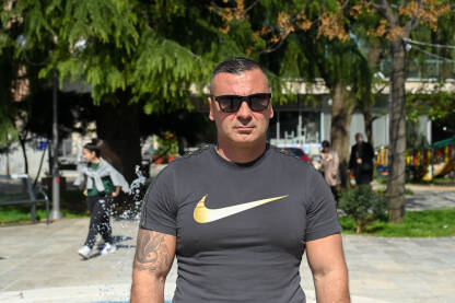 Lorens Listo, legendarni skakač sa Starog mosta u Mostaru. Poznati mostarski skakač Lorens Listo