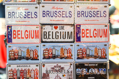 Brisel, Belgija, suveniri na prodaju na ulici.