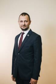 Sead Šadić, Šef Odjeljenja za zdravstvo i ostale usluge