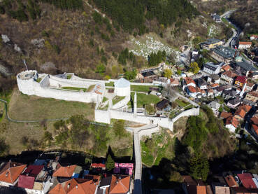 Travnik, Bosna i Hercegovina. Tvrđava u starom gradu, snimak dronom.