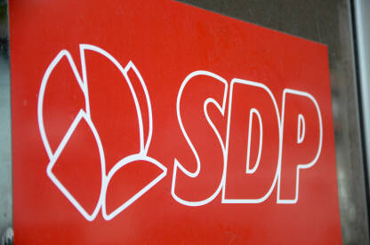 SDP. Socijaldemokratska partija BiH. Stranka u BiH.
