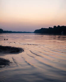 Rijeka Sava u Brčkom nakon zalaska sunca