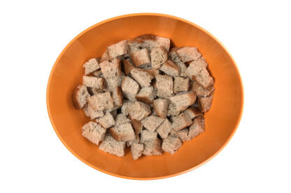 Hljebne kocke - krutoni pripremljeni za pravljenje jela kao što su popara, supa, brusketi... Kockice od hljeba.