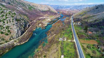 Ušće rijeke Bune u Neretvu nedaleko od Mostara.