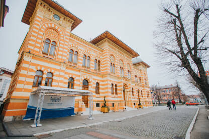 Gradska vijećnica u Brčkom sagrađena je 1892. godine prema idejnom projektu arhitekta Aleksandra Viteka te je starija u Vijećnice u Sarajevu.